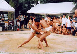 牛ヶ首神社「奉納角力」